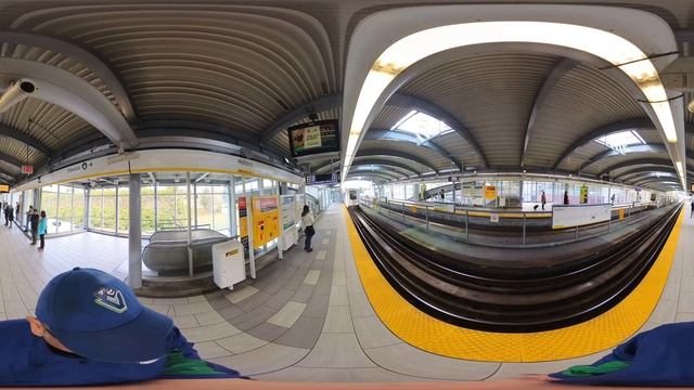 Burnaby - Skytrain - Holdom Station - Platform 360 смотреть онлайн