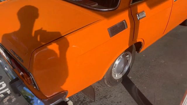 Автомобиль "Москвич" на дорогах США смотреть онлайн