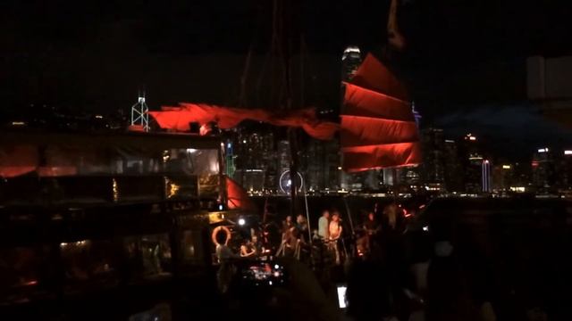 HONG KONG | SAR China: Evening View - Victoria Harbour from Tsim Sha Tsui 20160818 | 11 смотреть онлайн