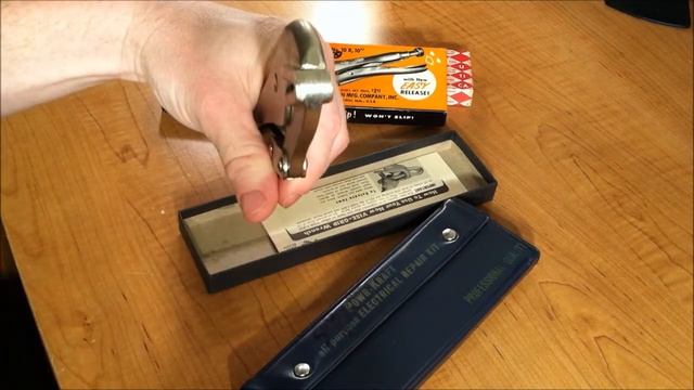Old Tools for profit and or use смотреть онлайн