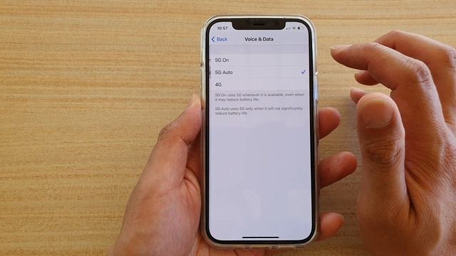 iPhone 12/12 Pro: How to Set Cellular Voice and Data to 5G/4G смотреть онлайн