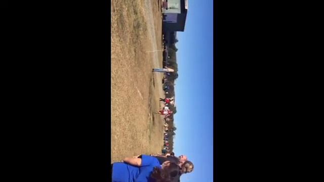 Mac Waves At His Fans 11/12/2016