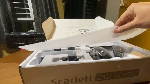 FOCUSRITE SCARLETT 2i2 Studio Pack (3rd Gen) UNBOXING #SINGAPINO смотреть онлайн