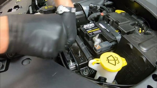 Jeep Compass Auxiliary Battery Replacement