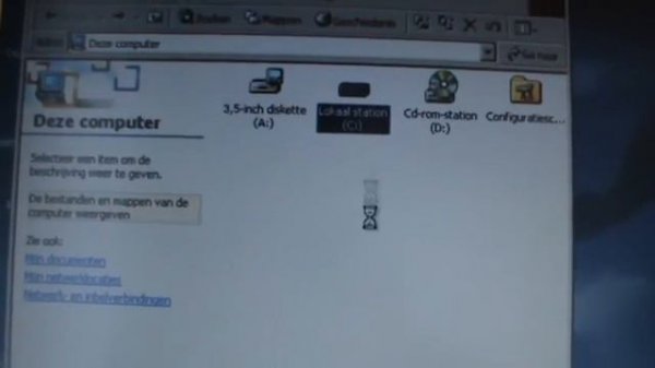 Windows 2000 on Pentium 166 MHz