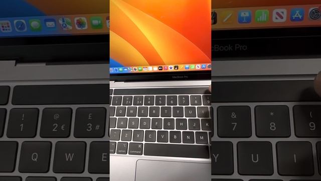 Comparison Between #apple Store And #samsung Flagship Store In London