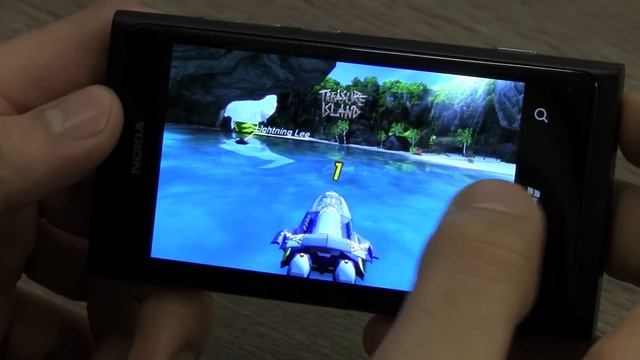 Gaming on Lumia 800 and Windows Phone Mango 7.5 смотреть онлайн