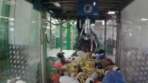 Играю в новый автомат хватайку за 20 рублей!!!