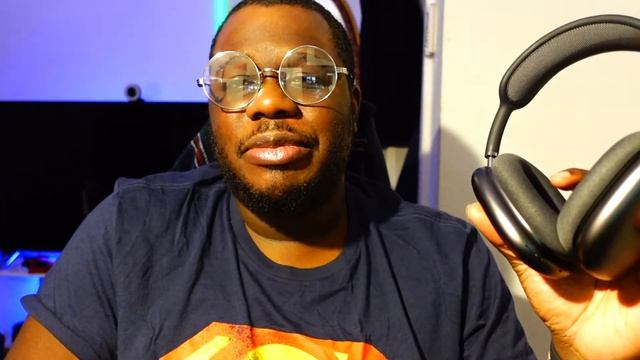 AirPods Max Unboxing +Review and Comparison To Beats, Sony's and Bowers And Wilkons HeadPhones. смотреть онлайн