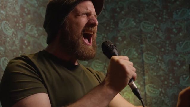 The Portingales - Out My Window [VIDEO] смотреть онлайн