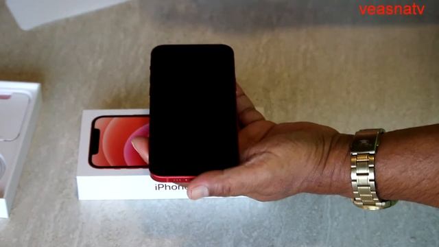 ទូរស័ព្ទ iPhone12 Specs 6.1-inch Super Retina XDR display្Ceramic Shield,tougher than any smartphon смотреть онлайн