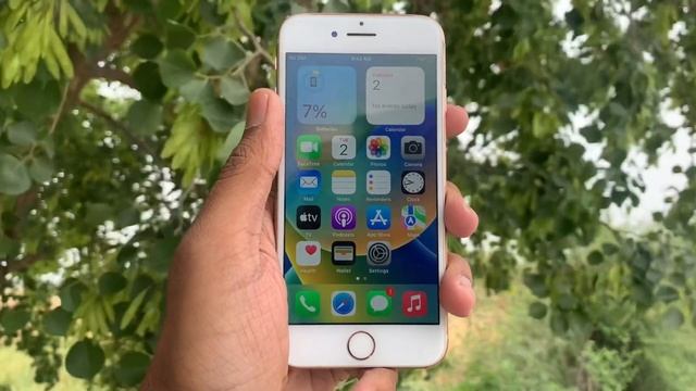 iPhone 8 in 2023 buy or not ? iOS 17 update on iPhone 8 ? смотреть онлайн