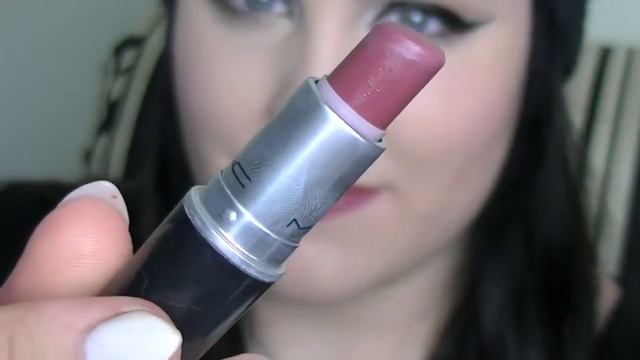 MAC LIPSTICK COLLECTION (PLUS) LIP SWATCHES