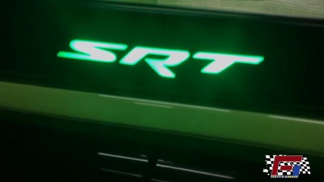 Imbeded X-lume SRT badge in Challenger Hellcat Spoiler смотреть онлайн