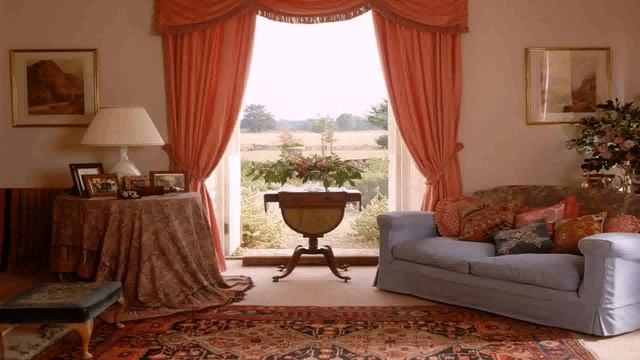 Living Rooms With Red Curtains смотреть онлайн