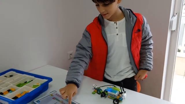 Race Car (Ateş) Antalya Robotik ve Kodlama Lego Wedo 2.0 смотреть онлайн