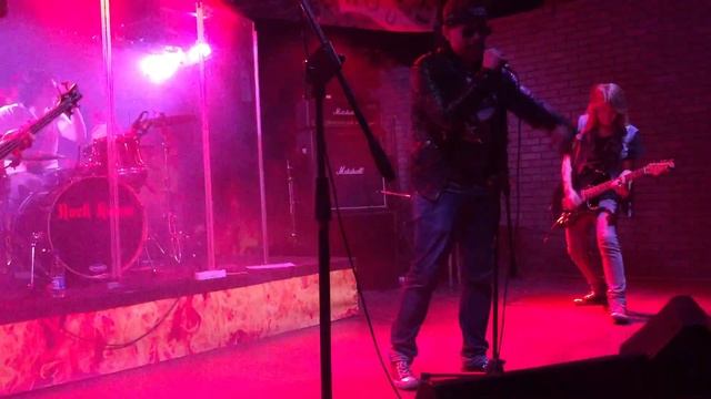 Strangers - Strange Little Girl (12.10.16) смотреть онлайн