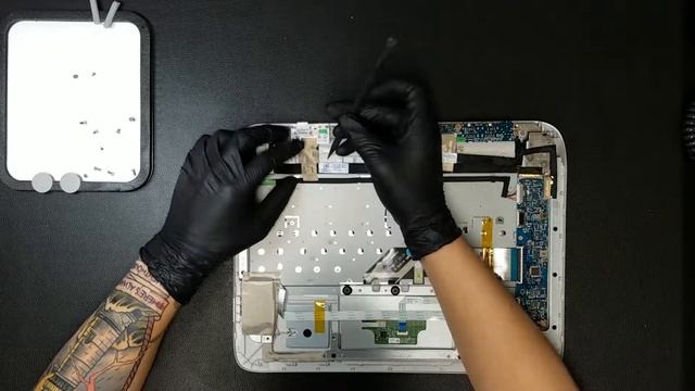 HP Split x2 HDMI Port Replacement смотреть онлайн