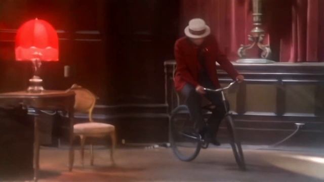 The Traveling Wilburys - She's My Baby (Official Video) Full HD Digitally Remastered and Upscaled смотреть онлайн