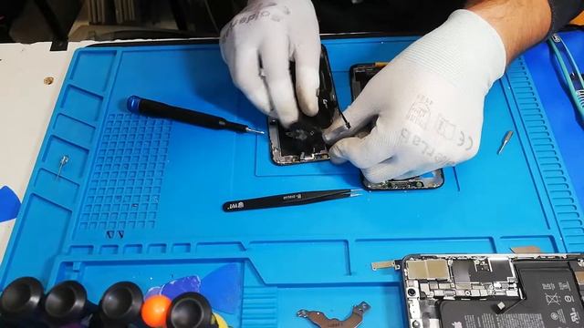 iPhone XS LCD Replacement смотреть онлайн