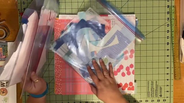 Scrapbooking Around the World with Universal Yum Fun...Kit Build смотреть онлайн