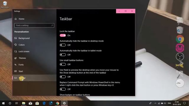 How To Hide the Taskbar in Windows 10 смотреть онлайн