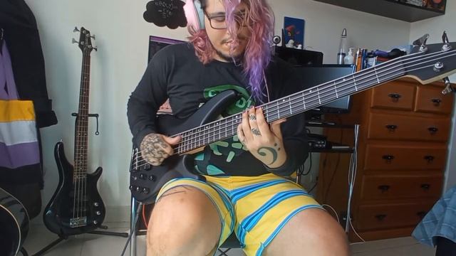 Guile's Theme - Bass Cover смотреть онлайн