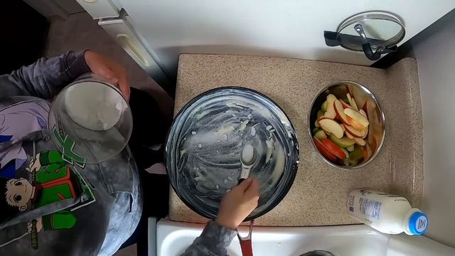 Mirabella's Kitchen: Stovetop Apple Pie?