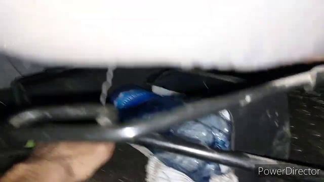 Место под бутылку с водой в салоне Рено Логан 1 дорест (1 фаза) Renault Logan смотреть онлайн