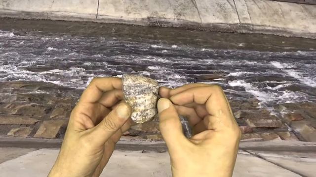 Белые жилы в камне признаки золота смотреть онлайн