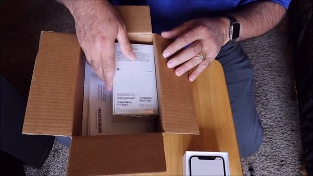 The 10,000th iPhone Xs - 10s Unboxing Video Uploaded Today Space Grey and Silver смотреть онлайн