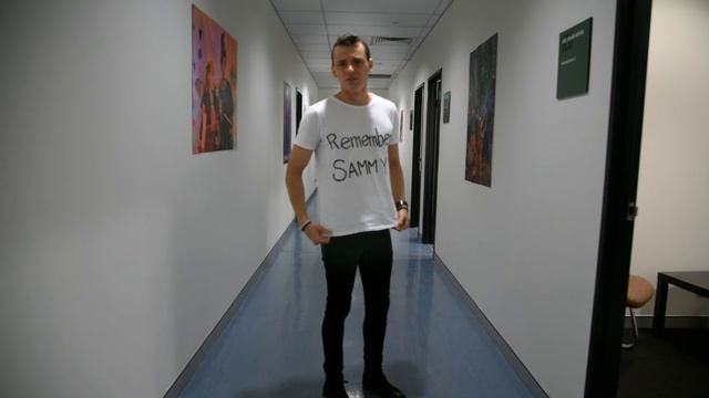 What is Thom Green up to? смотреть онлайн