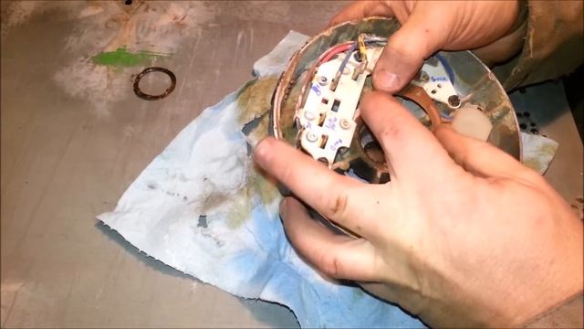 Electric Motor Doesn't Spin but HUMS/Buzzes compressors etc смотреть онлайн