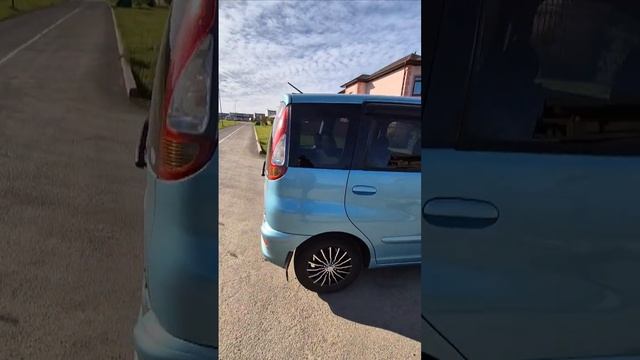 В продаже Toyota Funcargo 2002 г.в., 1 хозяйка, пробег 122 т.км. Состояние беспробежного автомобиля! смотреть онлайн