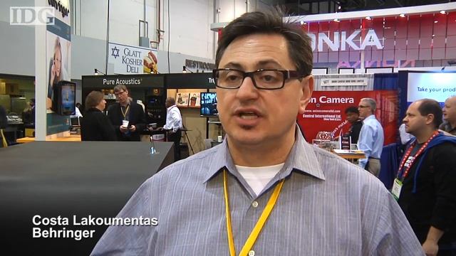 CES 2012: Enormous iPod dock weighs in at 900 pounds смотреть онлайн