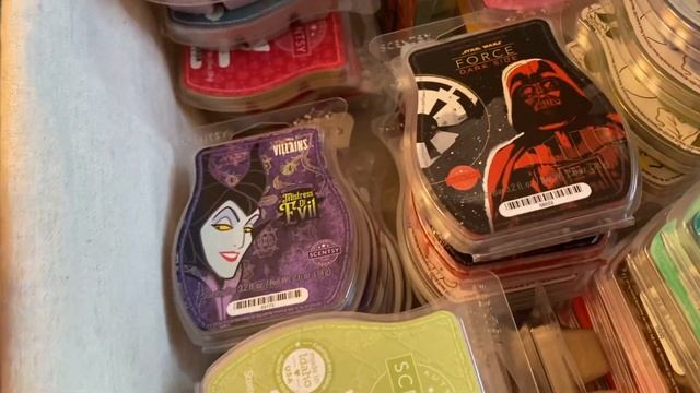 My (not As Crazy As You Think It Is) Scentsy Club Wax Stash!