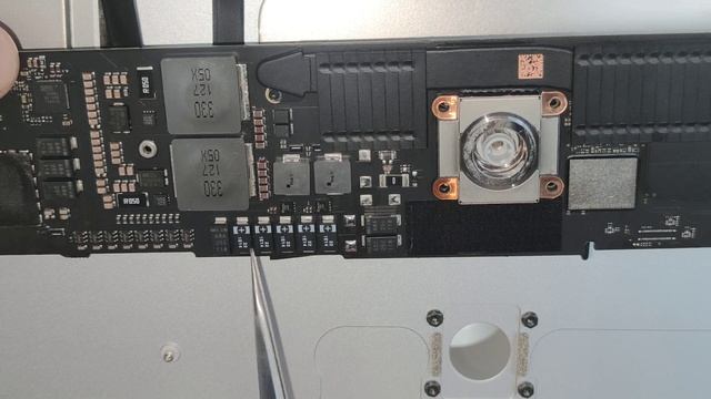 Не вмикається iMac A2438 . iMac A2438 does not turn on. смотреть онлайн