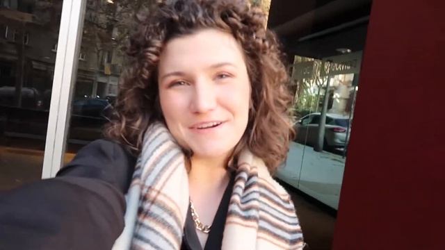 A year in Spain teaching with Meddeas смотреть онлайн