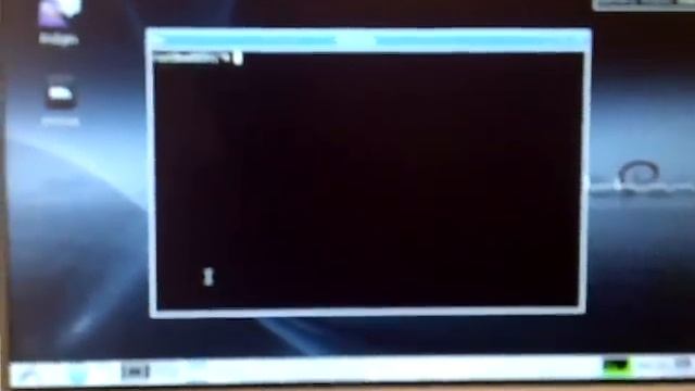 Wondermedia WM8650 Netbook con Debian Linux (Funcionamiento). смотреть онлайн