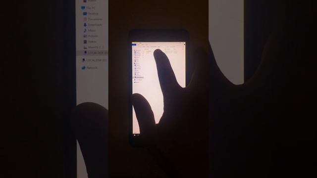 [DEMO] Windows 10 Arm32 Booted On Microsoft Lumia 640 XL смотреть онлайн