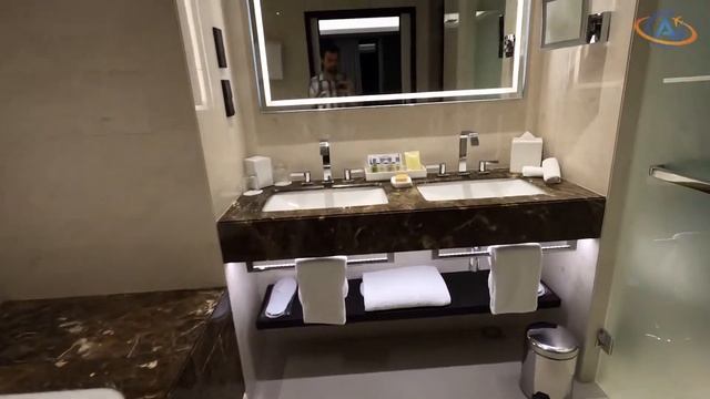 Hilton Belgrade - GREAT CITY HOTEL смотреть онлайн