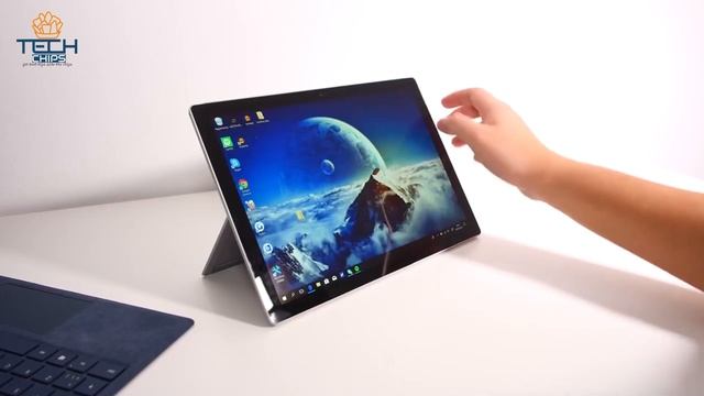 Microsoft Surface Pro 6 (2018) Review | Top 5 Good & BAD Things | Is It A Good Upgrade for Buying? смотреть онлайн