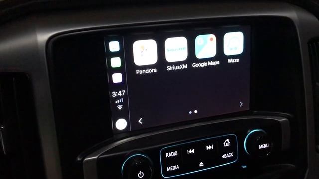 Waze and Apple CarPlay смотреть онлайн