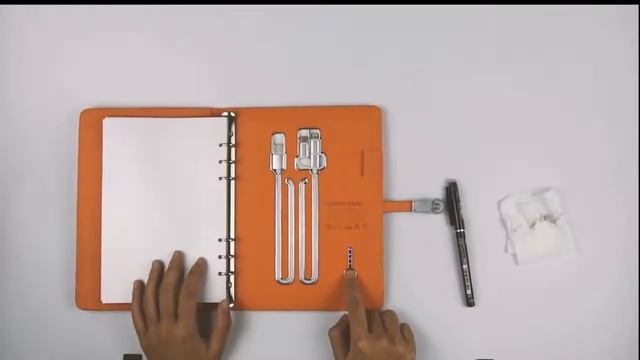 Ежедневник со встроенным power bank и беспроводной зарядкой смотреть онлайн