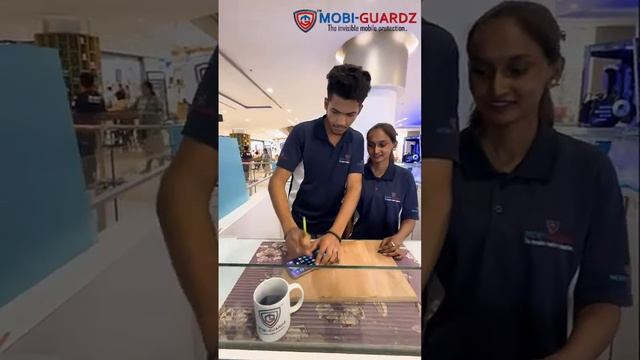 iPhone 14 Pro Max Hammer proof test смотреть онлайн