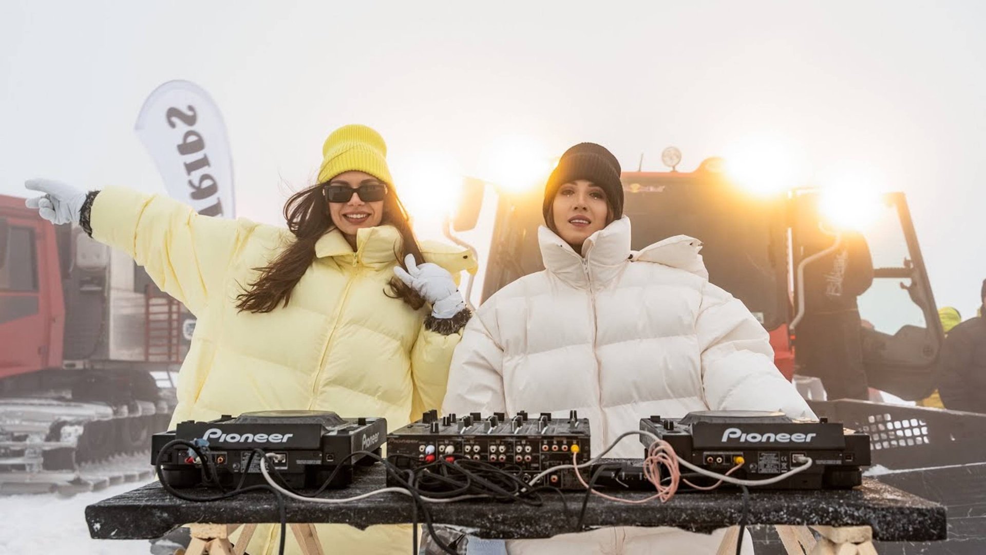 Avity — SNOWSTORM ❄️ Live From Dragobrat,   Melodic Techno & Progressive House