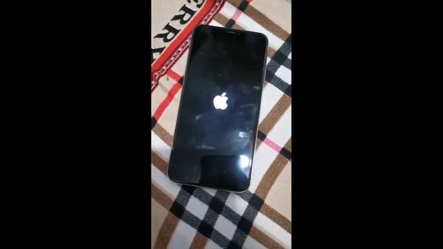 IPHONE XS MAX AUTO REBOOT смотреть онлайн