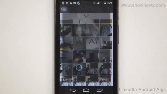 LinkedIn Android App - How To Share A Photo смотреть онлайн