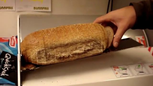 La coupeuse à pain смотреть онлайн