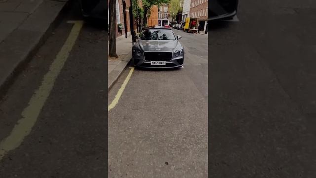 Bentley Continental GT Convertible | London Street Photography | Behind The Scenes смотреть онлайн